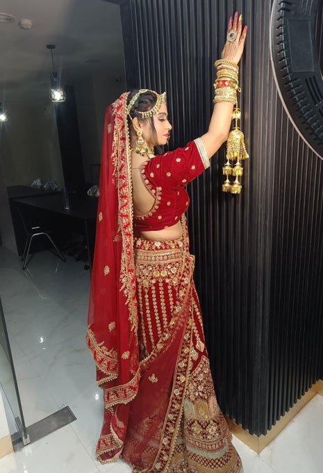 Mk Makeup Studio And Academy